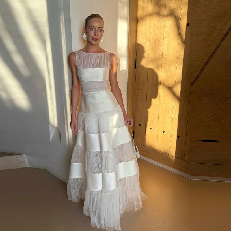 Women'S Formal Dinner Wear - Lady Chic White Sleeveless Patchwork Gown