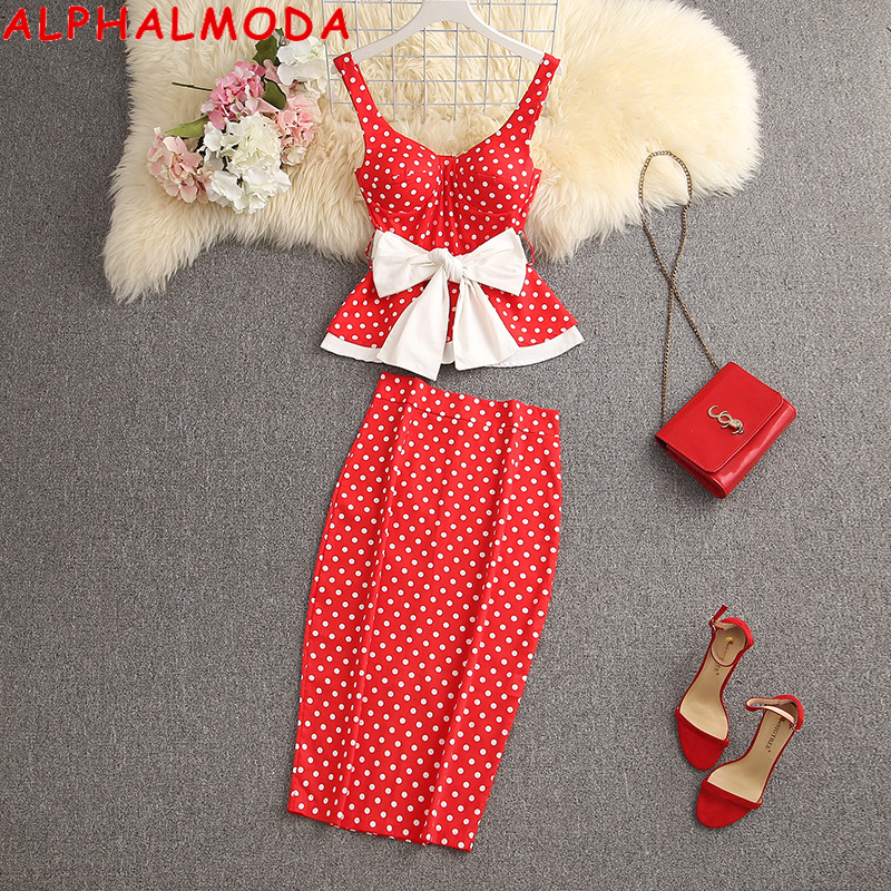 Female Formal Wear - ALPHALMODA Women's Ruffled Sweet Bow Sashes